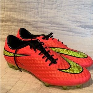 Nike cleats hyper venom phantom FG